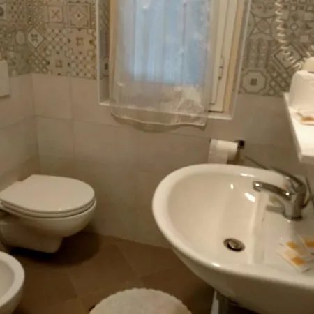 Ξενοδοχείο Ristorante Miramare 2*