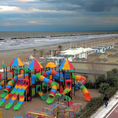 Hotel Miramare 2* Pesaro