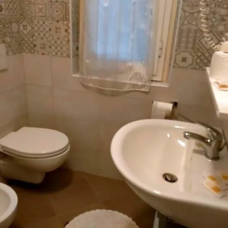Ξενοδοχείο Ristorante Miramare Πέζαρο