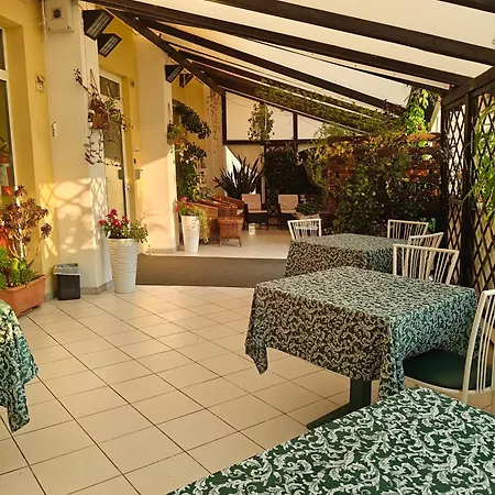 酒店 米拉马雷餐厅酒店