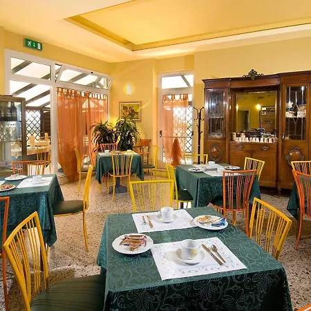 Miramare 2*